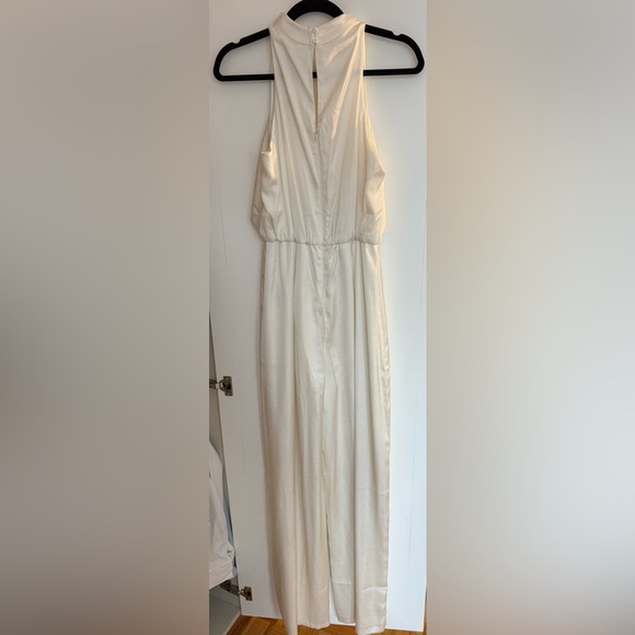High neck draped jumpsuit - Picture 4 of 5